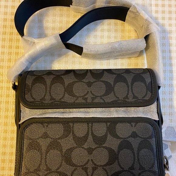 Coach Sullivan Flap Crossbody In Signature Canvas - Picture 1 of 7